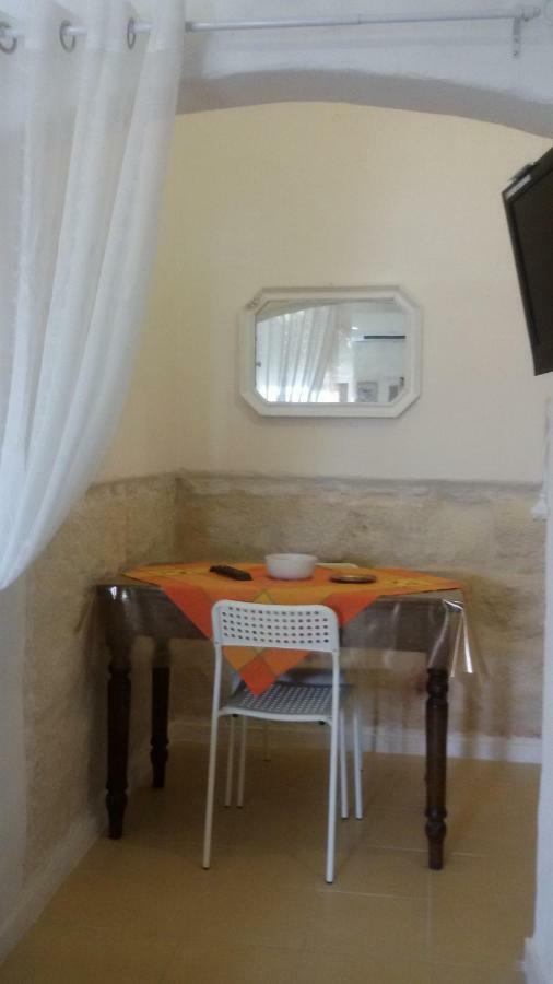 La Casa Di Lo Lägenhet Monopoli Exteriör bild