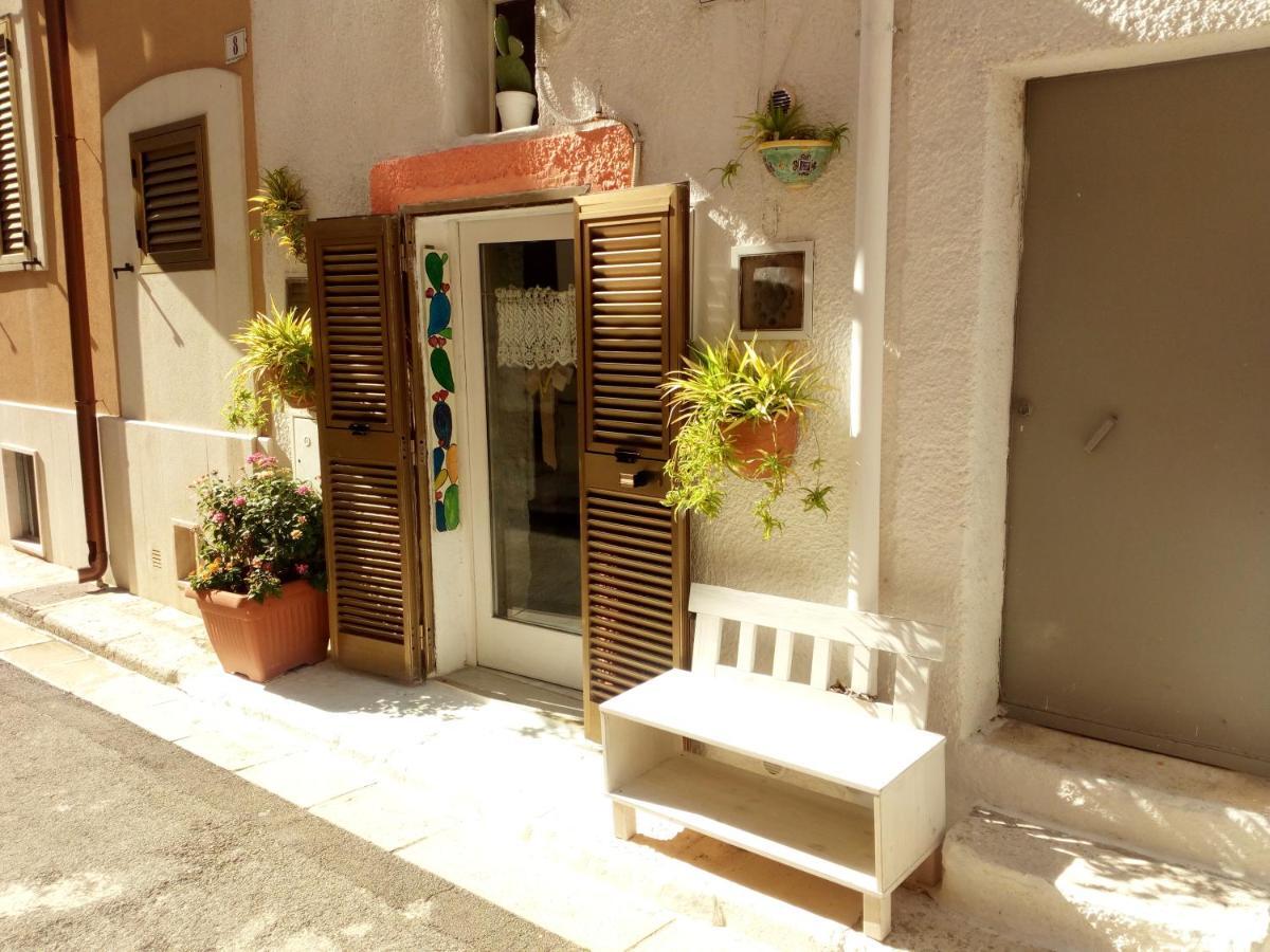 La Casa Di Lo Lägenhet Monopoli Exteriör bild